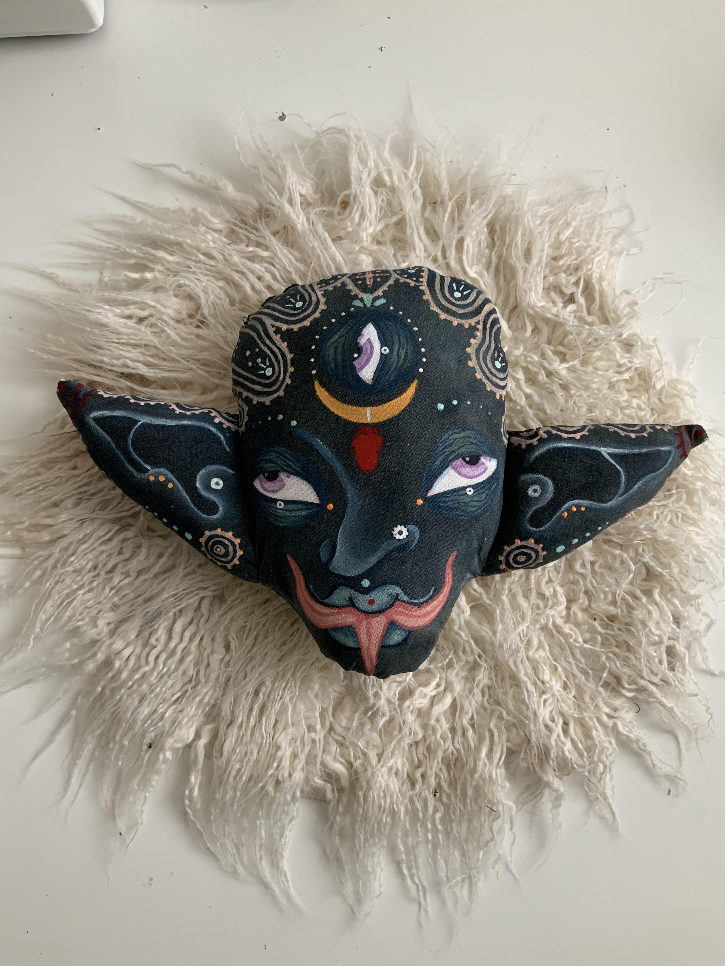 creature head - large